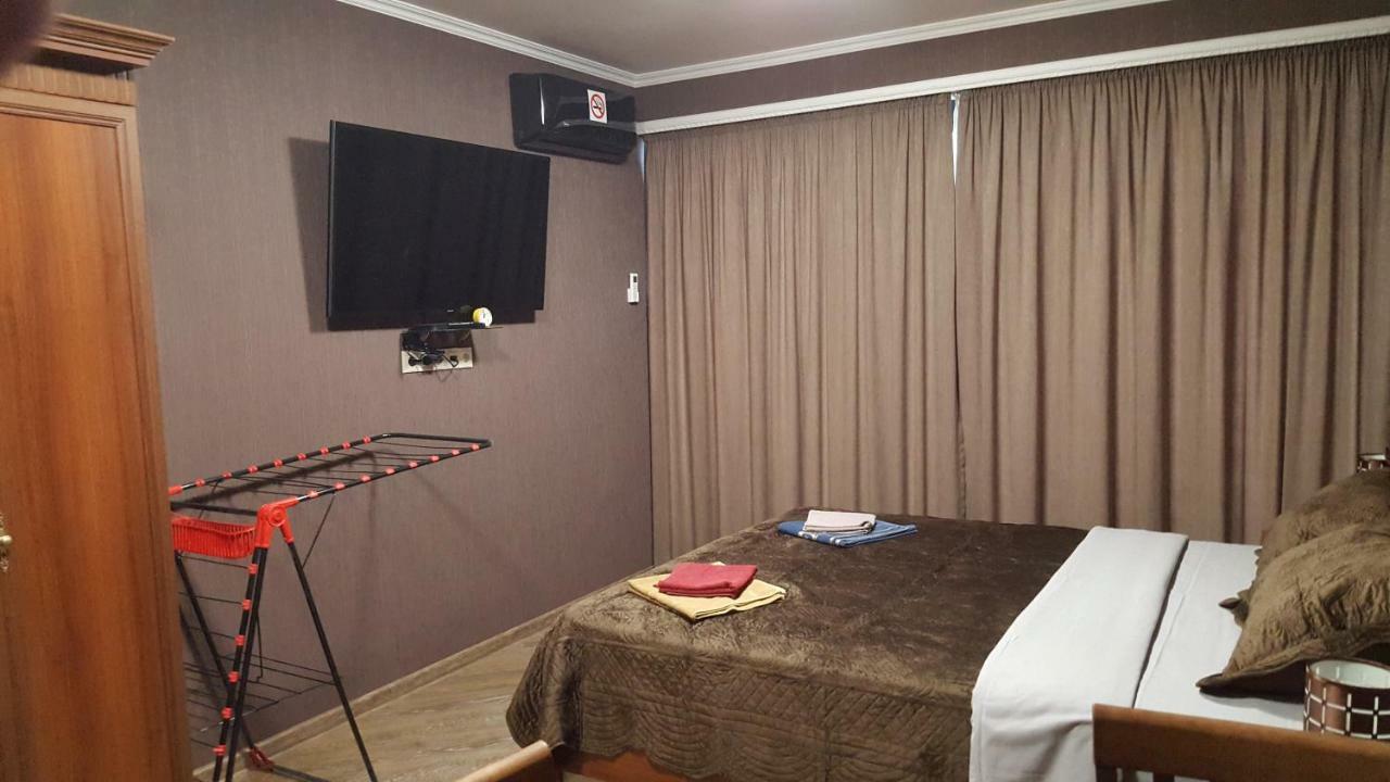 Mimino Apartment Deluxe First Line バトゥーミ エクステリア 写真